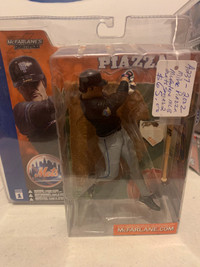 Mike Piazza 2002 Series 2 Mets Baseball McFarlane Booth 278