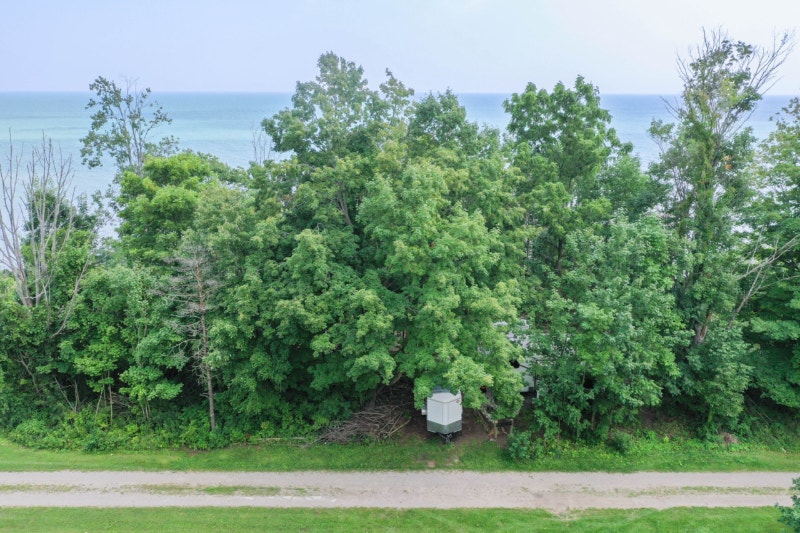 .68 Acres of WATERFRONT PROPERTY on Lake Erie! jg92556 Land for Sale