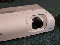 Epson Powerlite S5 Projector 