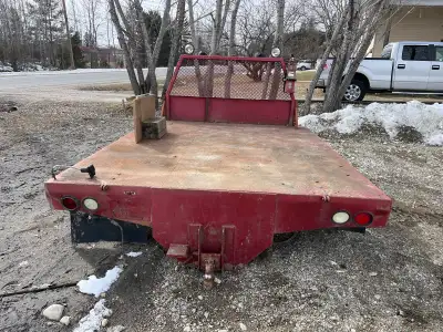 5th wheel tail gate $50 Headlights/turn signals and grill $150 Side mirrors - manual $25 Complete bo...
