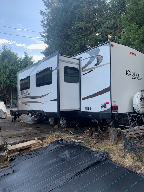 2013 26 ft Dutchman Kodiak Express Trailer in Travel Trailers & Campers in Nanaimo