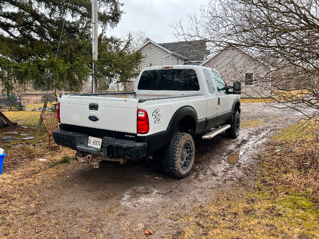 2013 Ford F250 4X4 Supercab $12,500 obo in Cars & Trucks in Mississauga / Peel Region - Image 4