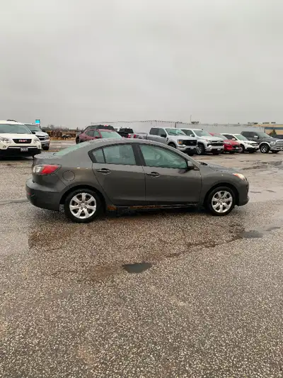 Selling a 5 speed manual, 2011 Mazda 3 in AS IS condition. 2 litre engine, no warning lights on the...