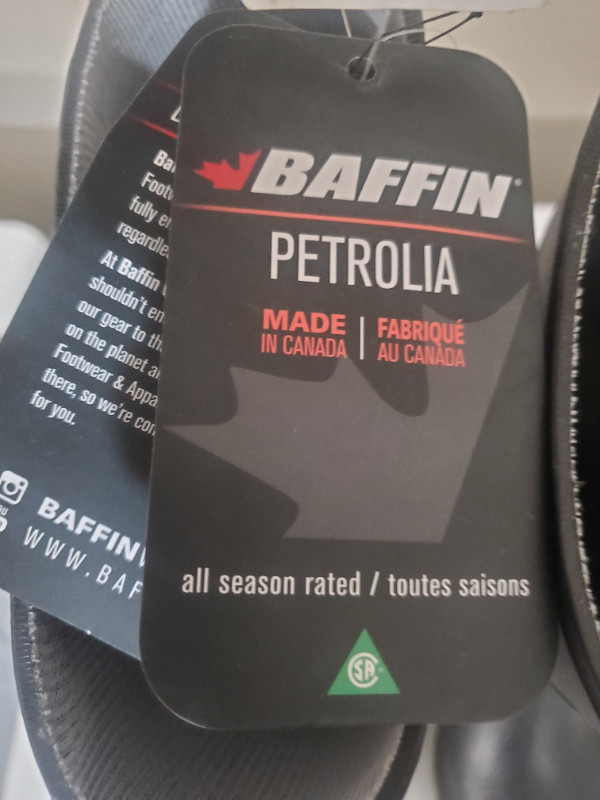 Baffin Petrolia Size 11 Tall Steel Toe Boot in Men's Shoes in Edmonton - Image 3