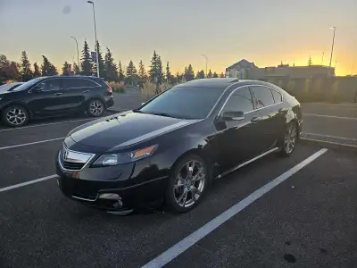 2014 Acura TL Elite Package All Wheel Drive (SH-AWD) Alberta Registered Active Status. FEATURES: -Su...