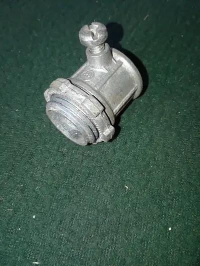 EMT connectors, 1/2 " twin connector, $ , 1.50,- each . min10 pcs 3/8" single connector $ 0.50,- eac...