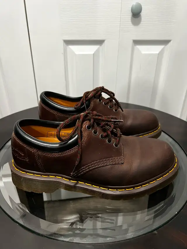 Dr. Martens 11849 Men's Leather LaceUp Oxfords Boots Size 9 in Men's Shoes in Cape Breton - Image 3