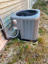 3.5 ton air conditioning unit for sale. Perfect condition.