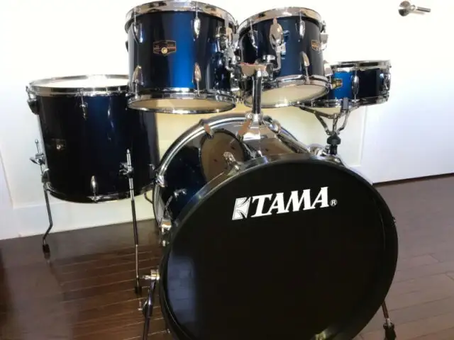 Tama ImperialStar Drum Kit in Drums & Percussion in Gatineau - Image 3