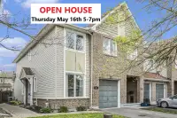 OPEN HOUSE Thurs. May 16th 2-4pm! 3 Bed. 2.5 Bath END UNIT