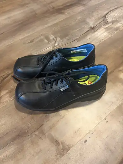 Steel Toe Woman’s Mellow Walk Shoes, View more