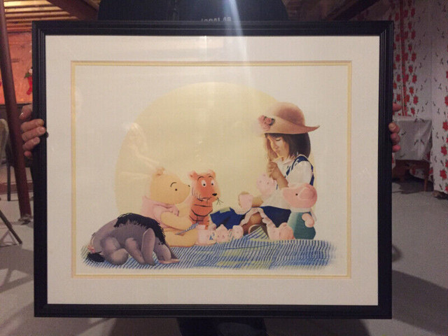 Winnie the Pooh framed portrait dans Art et objets de collection  à Région d’Oshawa/Durham