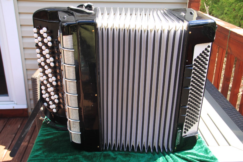 5 Row Weltmeister Grandina, Button Accordion, Bsystem Pianos