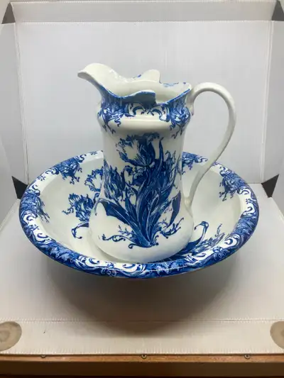 Bassine et broc pot à eau et bol flow blue victorien ALBERTA, View more