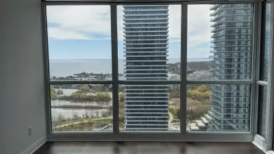 Waterfront View, near Humber Bay Park, Parking Spot incl!