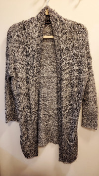 Aritzia sweaters, Talula cardigan, XS (fits larger ie. medium)