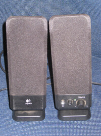 Logitech R-10 Speakers