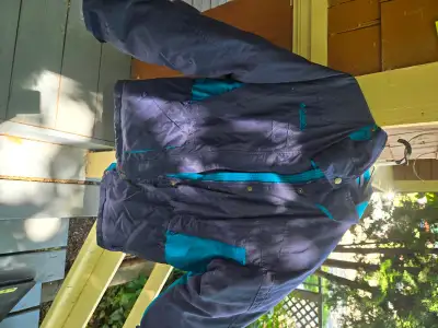 Columbia Women's Large Down Winter Jacket, View more