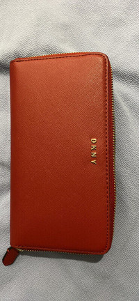 Gros Portefeuille rouge DKNY NEUF/Red Wallet DKNY BRAND NEW