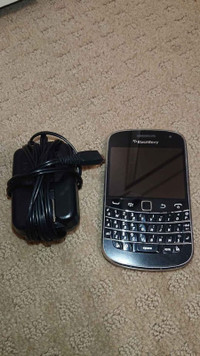 Blackberry Bold *Parts*