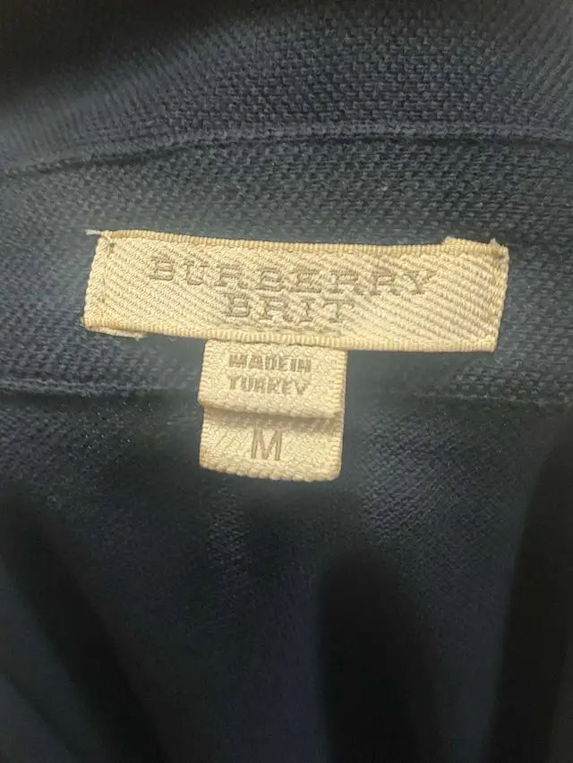 Men's Authentic Burberry Brit Navy Blue Polo Shirt Like New SZ M in Men's in Windsor Region - Image 6