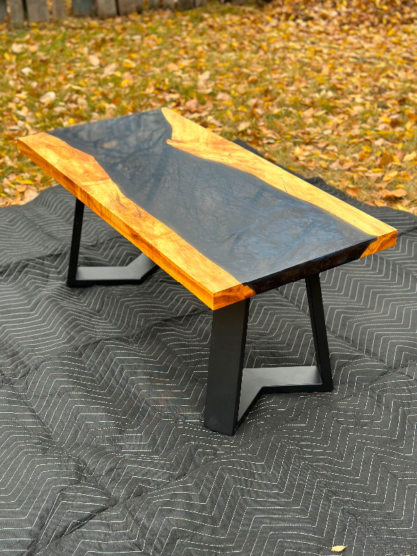 Epoxy Coffee Table in Coffee Tables in Regina - Image 2