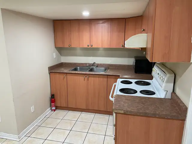 1BEDROOM BASEMENT BRAMALEA RD/ BOVAIRD DR