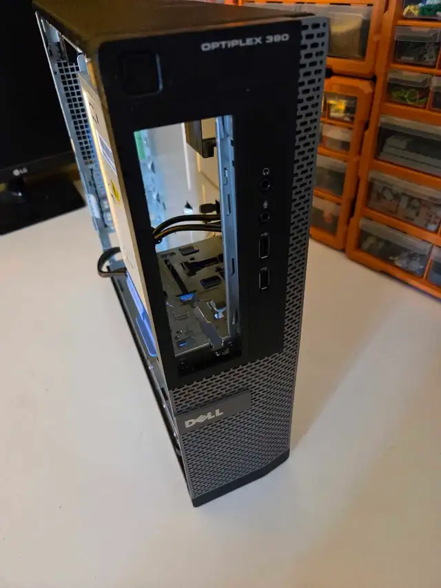 Old PC Cases in Other in London - Image 5