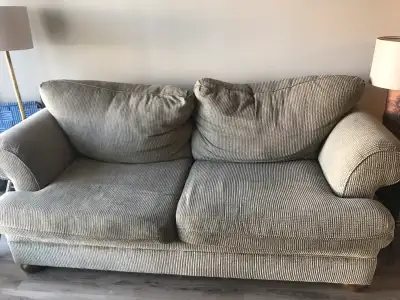 I’m moving to Calgary, and this couch is too big to take with me… otherwise I wouldn’t bother findin...