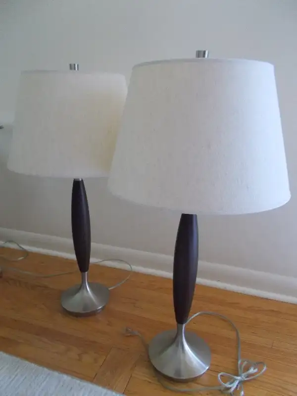 Table Lamps - Retro Style in Indoor Lighting & Fans in Hamilton - Image 2
