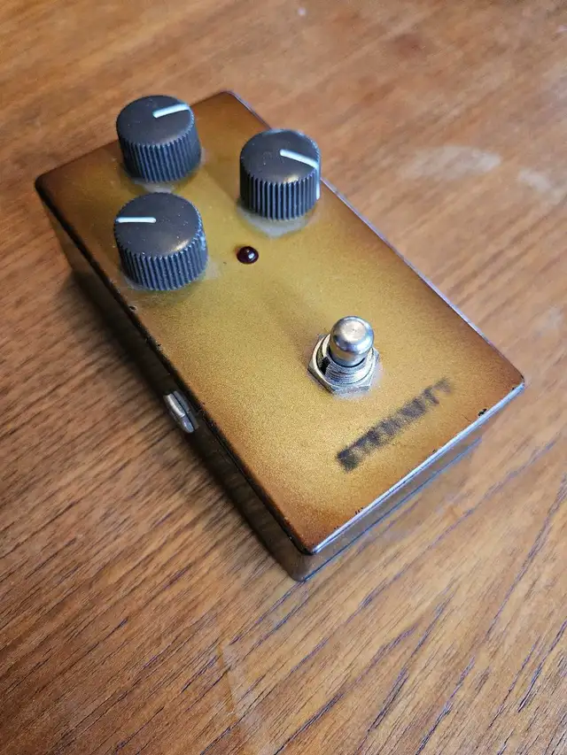 love pedal eternity burst overdrive pedal in Amps & Pedals in Oshawa / Durham Region - Image 2