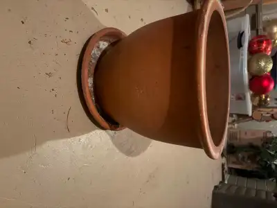 Random mix of free things Rollerblades- men 10 and women’s 8 Outdoor planters Binders Xmas mat Nerf...