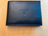 PRADA MENS BLACK LEATHER WALLET EUROPEAN OVERSIZED NEW