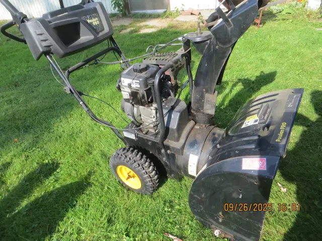 souffleuse de model different in Lawnmowers & Leaf Blowers in Longueuil / South Shore - Image 8