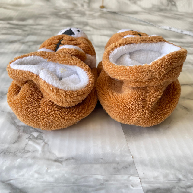 Baby 0-9 Months Unisex Tiger Slippers Warm Indoor Shoes Soft Sli in Clothing - 0-3 Months in Ottawa - Image 3
