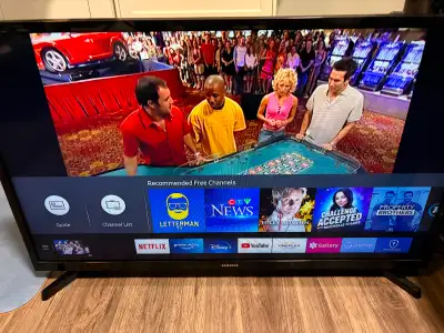 (2021) Samsung 32" LED Smart TV with Wi-Fi, View more