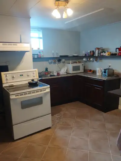 This is a spacious one bedroom with plenty of space for living area plus dinning area in an open spa...