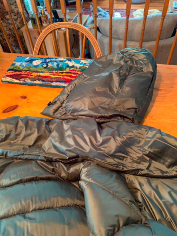 STEVE MADDEN women puffer coat in Women's - Tops & Outerwear in Kawartha Lakes - Image 4
