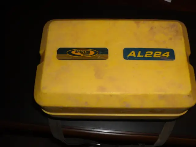 Trimble Spectra Precision Automatic Optical Laser AL224 in Other in Oakville / Halton Region - Image 2