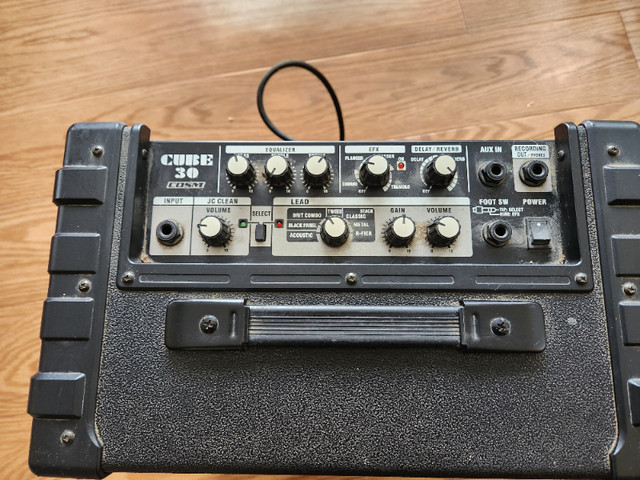 Roland Cube 30 guitar a.p in Amps & Pedals in Kawartha Lakes - Image 2