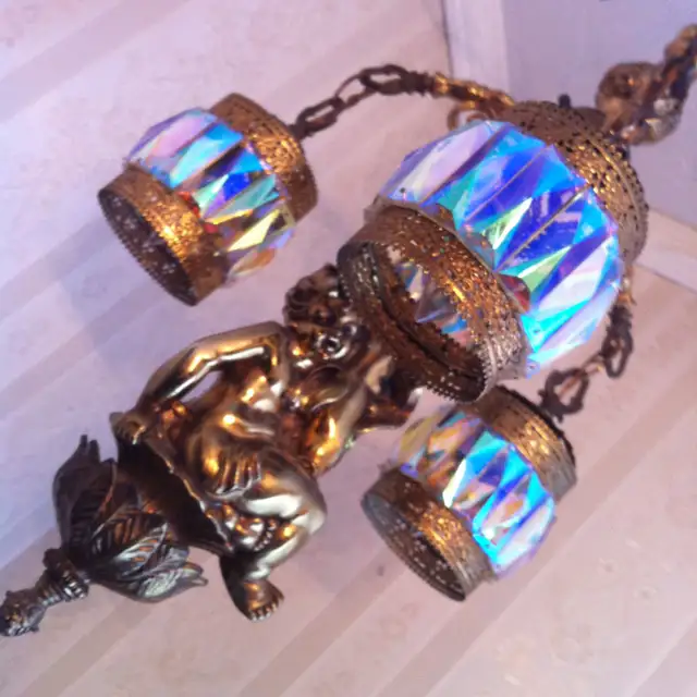 chandelier antique/vintage crystal in Indoor Lighting & Fans in Laval / North Shore - Image 7