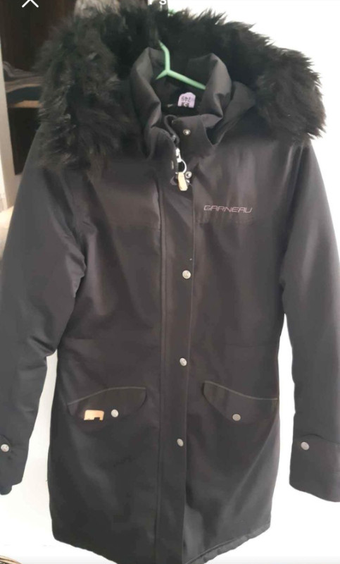 Manteau pour dame Large dans Femmes - Hauts et vêtements d'extérieur  à Lac-Saint-Jean