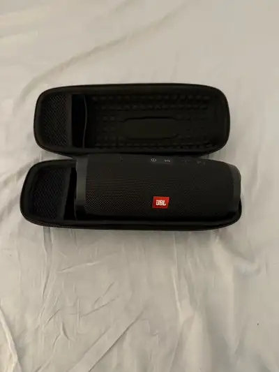 JBL CHARGE 3 BLUETOOTH SPEAKER, View more