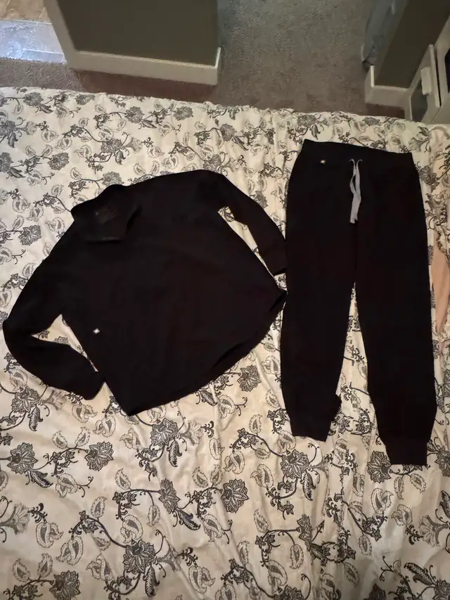 Figs scrub uniform in Women's - Other in Calgary - Image 3