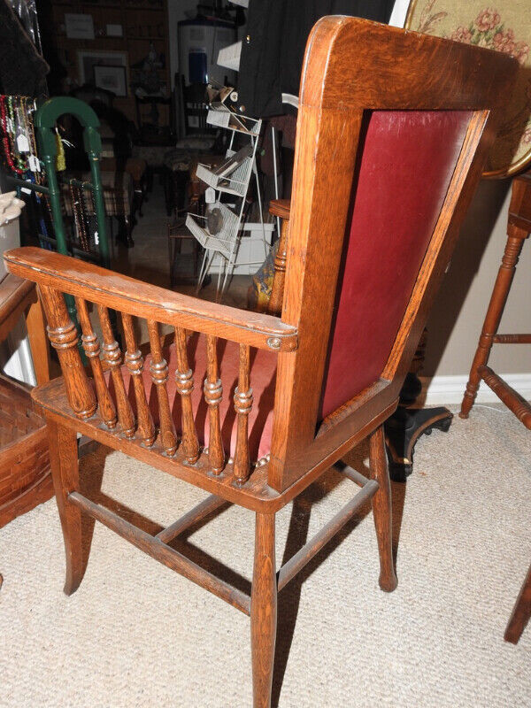 antique childs chair, functional or decorative, restored REDUCDd in Chairs & Recliners in Hamilton - Image 2