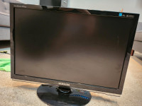 Samsung 2253BW Black Computer Monitor. 22" Wide screen LCD
