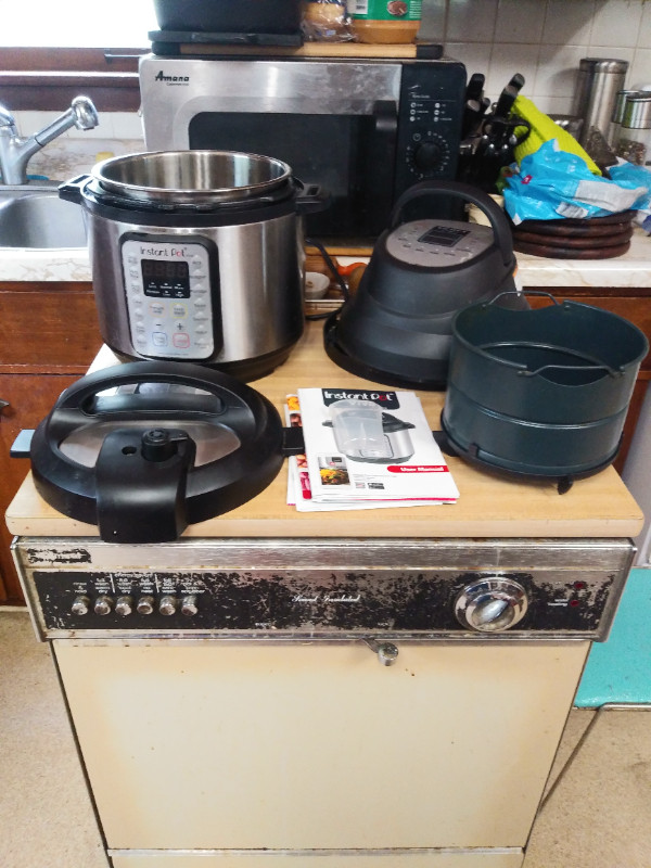 Instant Pot and Air Fryer in Other in London