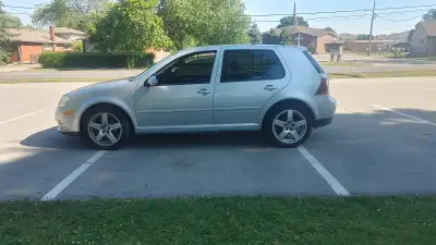 2010 Volkswagen Golf City 2.0L gas engine/ speed manual Trans 263,000 Kms The car is in overall good...
