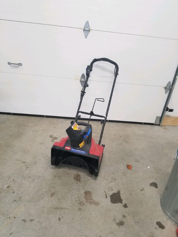 Toro 1800 electric snow blower Snowblowers Barrie Kijiji