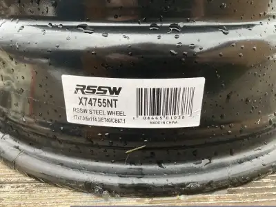 17” steel rims off a Hyundai Tuscan (5 bolt)